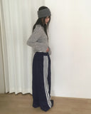 Huner Vintage Flower Loose Fit Off-Shoulder Knit