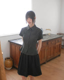 Deep embossing wrinkle collar short sleeve shirt