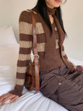[Muffler set] Freena V-neck Angora Color Matching Stripe Crop Long Sleeve Knit