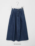 Toira Pintuck Banding Flare Denim Long Skirt