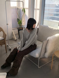 Bien off-shoulder two-way button open V-neck long-sleeved knitwear