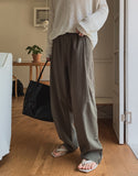 Early linen pintuck banding slacks