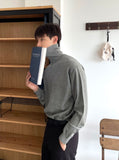 Leo Semi Overfit Cathy Turtleneck Tee