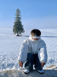 Eary-perm snow cap