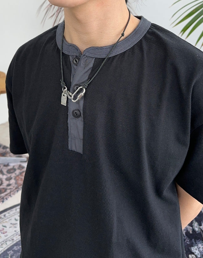 【SATIIIZ】End Henry Neck Short Sleeve T-Shirt SATIIIZ (サティーズ) - エンドヘンリーネック半袖Tシャツ / End
