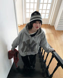 [Lining brushed] Curie New York Patch Damage Hooded Zip-up