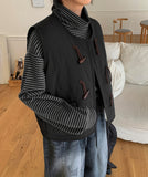 [BAONHAUS] Inkes Toggle Crop Padded Vest