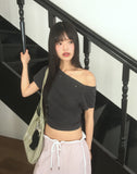 Boheme Stud One Off-Shoulder Pigment Short Sleeve T-Shirt