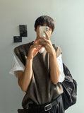 Hoko V-neck vest