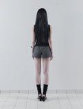 [mnem] Piercing Half-Neck Sleeveless