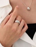 Plump Twist Silver Ring