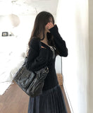 Div Long Slim Cable V-neck Knit