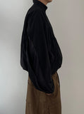 Curve Incision Zipper Jumper
