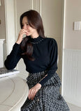 Genuine Pearl Slit Frill Turtleneck Knit
