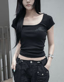 [mnem] ME Scoop Neck Baby Tee