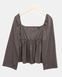 GL Flower Button Shirred Square Long Sleeve T-shirt