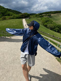 Essential windbreaker