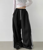 Unique Side Line Folding Pintuck Mega Wide Banding Pants
