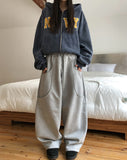 Kitz Curved Double Pocket Balloon Sweatpants