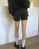 Soyan Dot Ribbed Velvet Short Pants