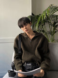 Thick hachi half-open knit zip-up