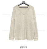 Official cable V-neck knit