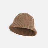 Cable knitting bucket hat