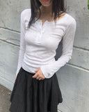 Laju RIb Button Round Neck Long Sleeve T-Shirt