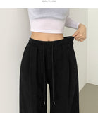 Nanspan banding pin tuck back cut mega wide pants