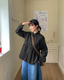 Nellicky Pintuck Round Collar Blouse