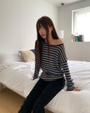 Mui Stripe Round Neck Loose Fit Knit
