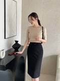 Maillo Lip Neck Half Sleeve Basic Knit