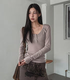 Melt button pocket U-neck hood