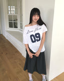 Rune Boatneck One Off-Shoulder Printed Short Sleeve T-Shirt
