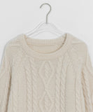 Ponpon Cable Wool Crop Round Knit
