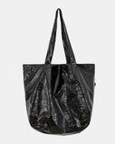 Wrinkle glossy big shoulder bag