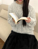 Neha loose wool round neck cable knit