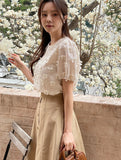 Heyri Flower Puff Short Sleeve Blouse