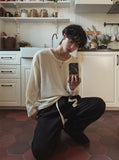 Loose fit ribbed U-neck knit