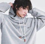 LM LOGO HOOD T
