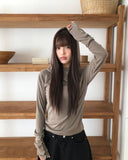 Two-in diagonal button hood T-shirt
