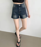 Side Slit Point Washing Denim Shorts