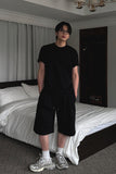 Basic One-Tuck Bermuda Pants