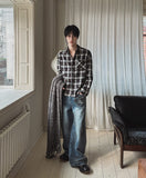 Linear Rivet Dirty Wash Denim Pants