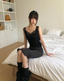 Untell Lace Button Half-Open Sleeveless