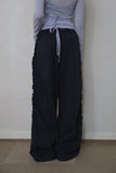 Side pinch frill pants