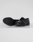 U-tip lace-up shoes