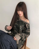 Arca Off-Shoulder Camo Warmer Long Sleeve T-Shirt