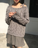 Unz Ribbon String Off-Shoulder Loose Fit Cable Knit