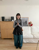 Chomin nylon back ribbon sleeveless blouse